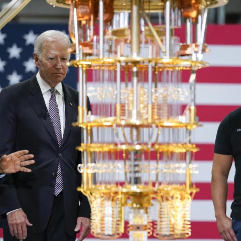 What is the Quantum Computing?